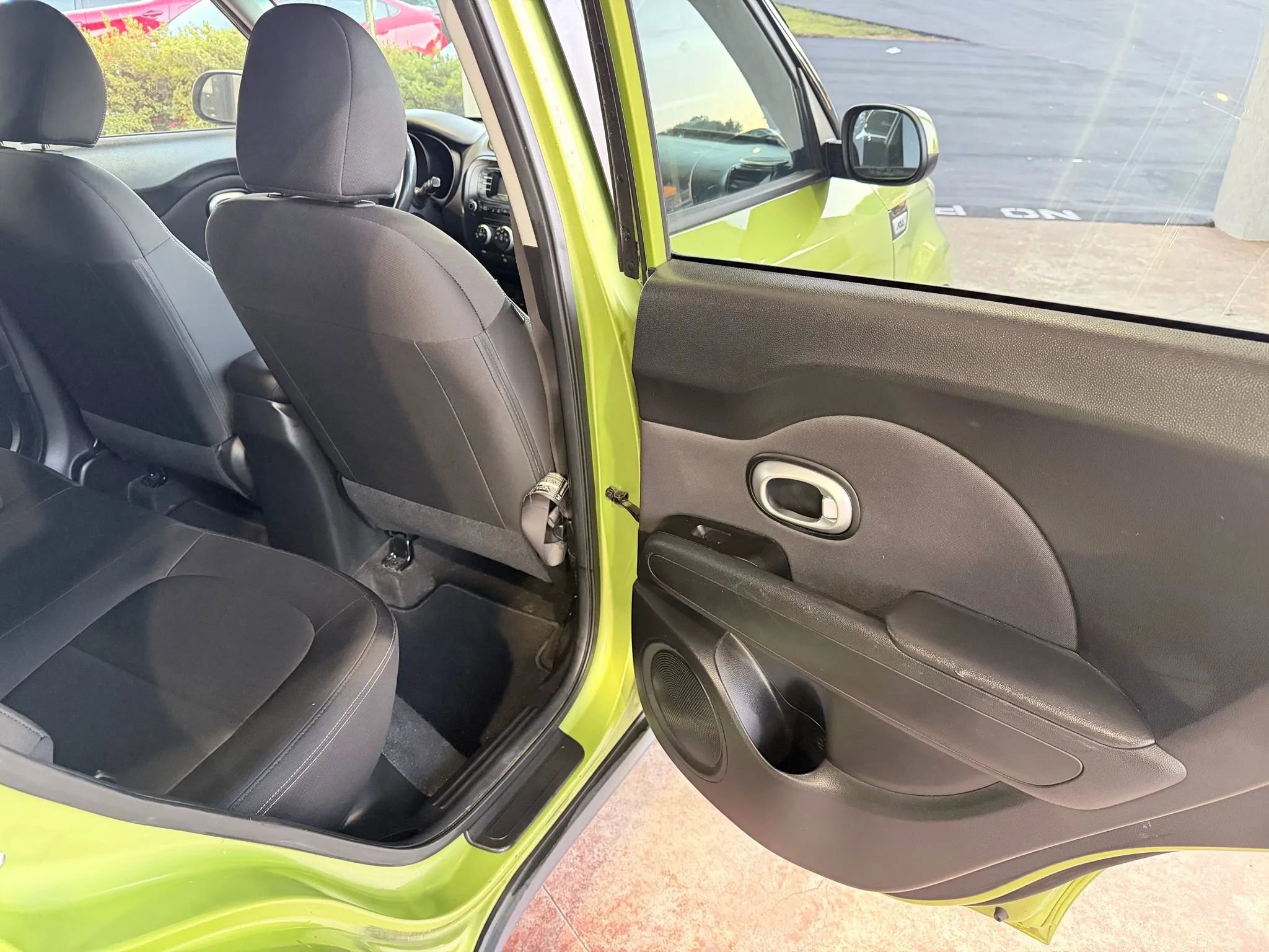 Used 2015 Kia Soul EV image 15