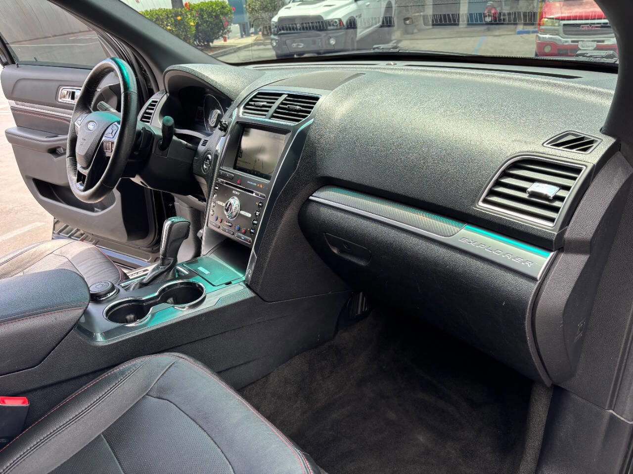 Used 2016 Ford Explorer Sport w/ Equipment Group 401A image 27