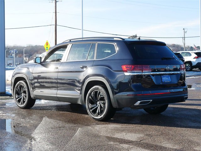 Used 2022 Volkswagen Atlas SE w/ Black Wheel Package image 5