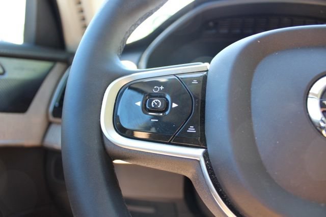 Used 2024 Volvo XC90 B6 Ultimate w/ Lounge Package AWD/4WD image 32