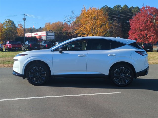 Used 2025 Nissan Murano Platinum w/ Cargo Package image 10