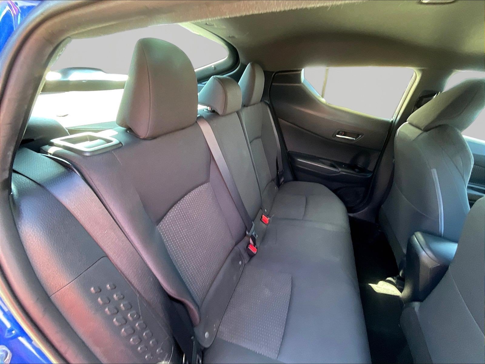 Used 2018 Toyota C-HR XLE FWD image 24