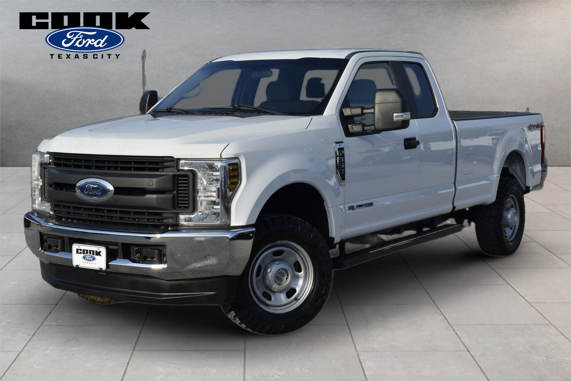 Used 2019 Ford F350 XL w/ Power Equipment Group AWD/4WD image 1