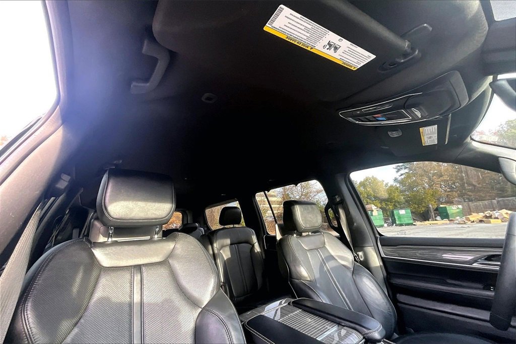 Used 2022 Jeep Wagoneer Series III w/ Convenience Group I image 24