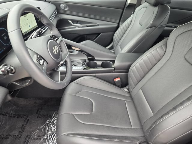Certified 2026 Hyundai Elantra Limited FWD image 7