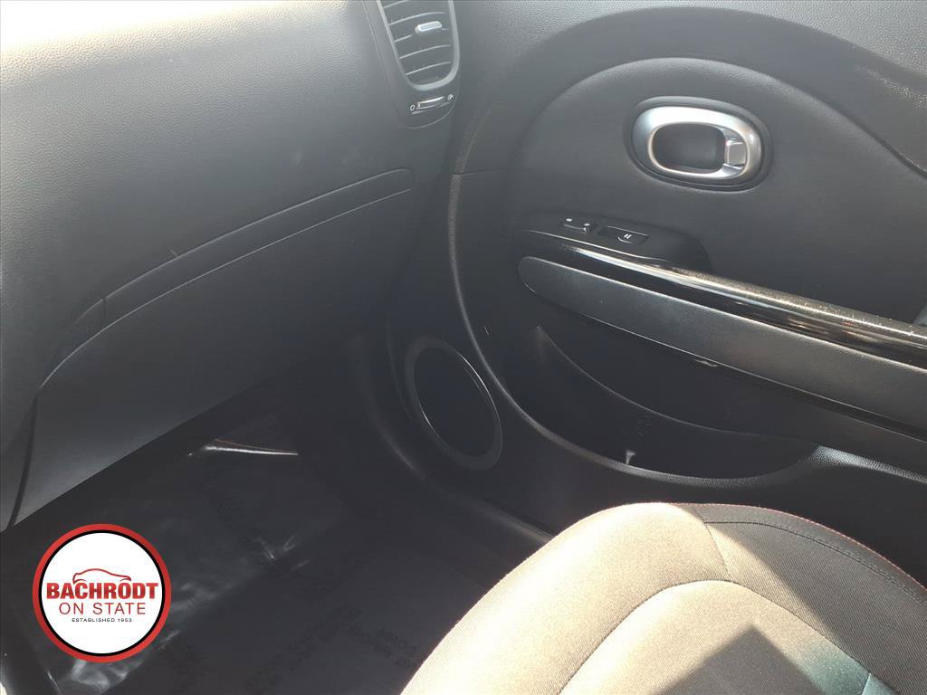 Used 2016 Kia Soul + w/ Soulful Package FWD image 22