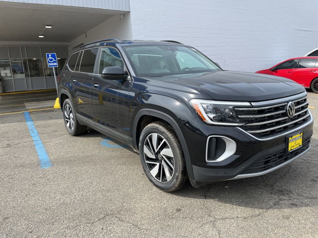 New 2026 Volkswagen Atlas SE AWD/4WD image 2