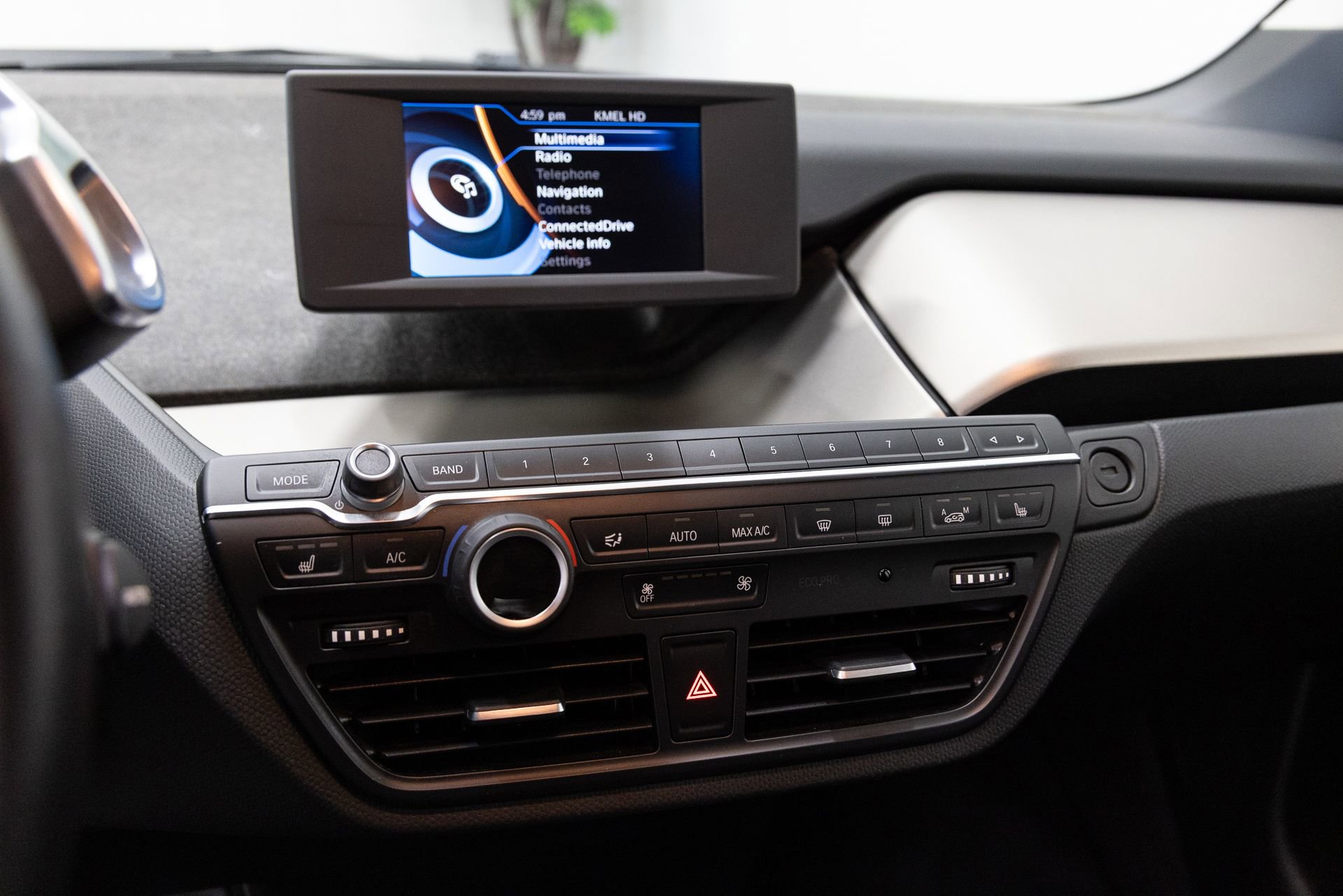 Used 2018 BMW i3 w/ Range Extender image 19