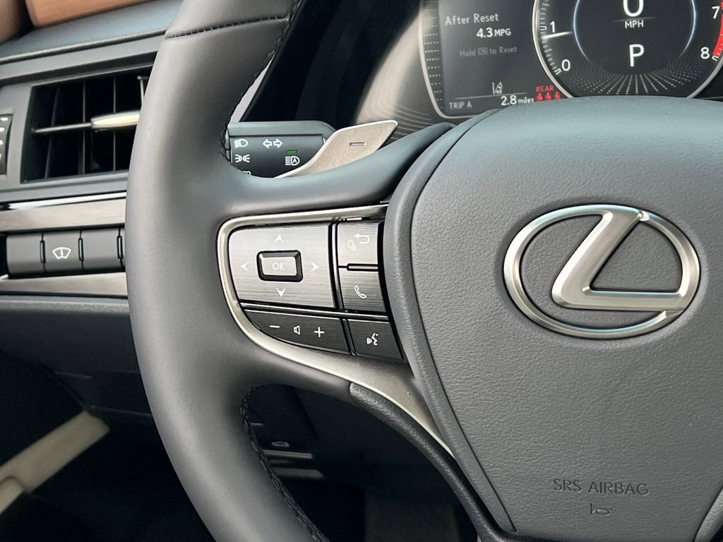 New 2025 Lexus ES 350 w/ Premium Package image 16