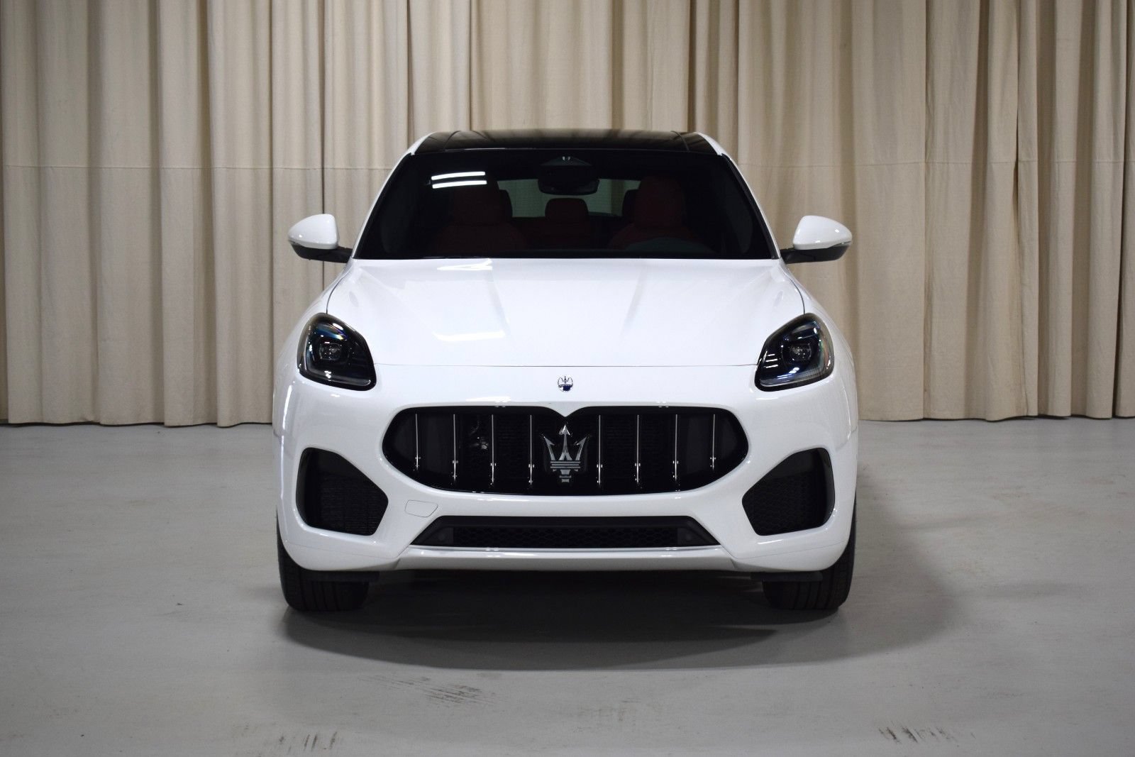 Certified 2025 Maserati Grecale Modena AWD/4WD image 7