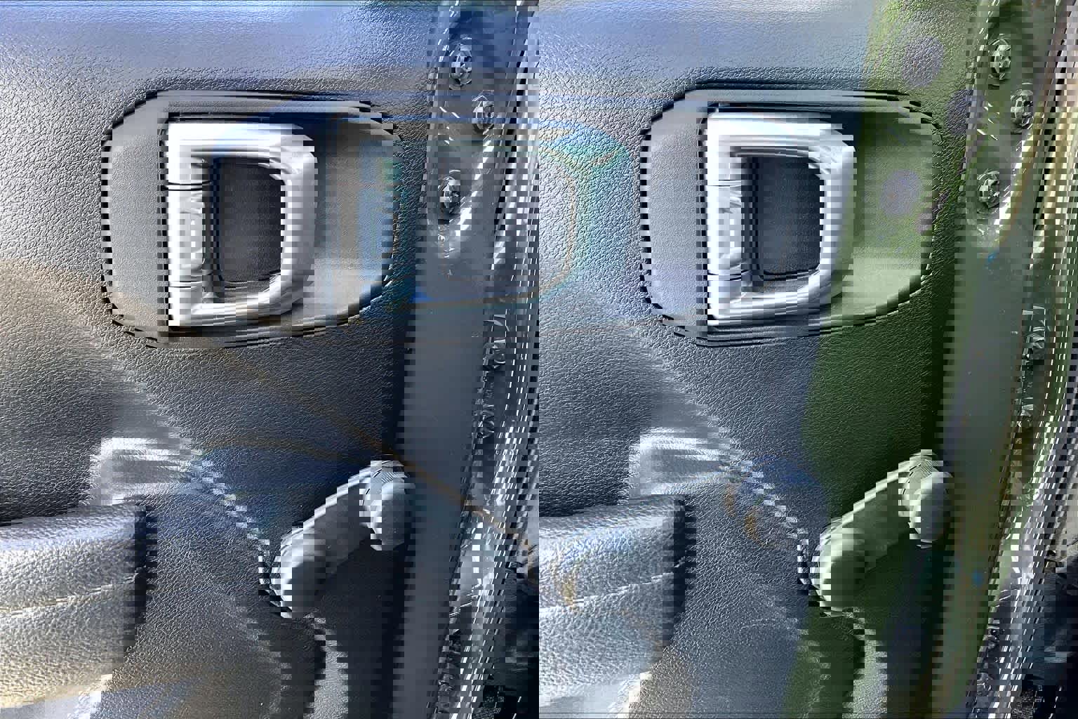 Used 2022 Jeep Wrangler Unlimited Sport image 31