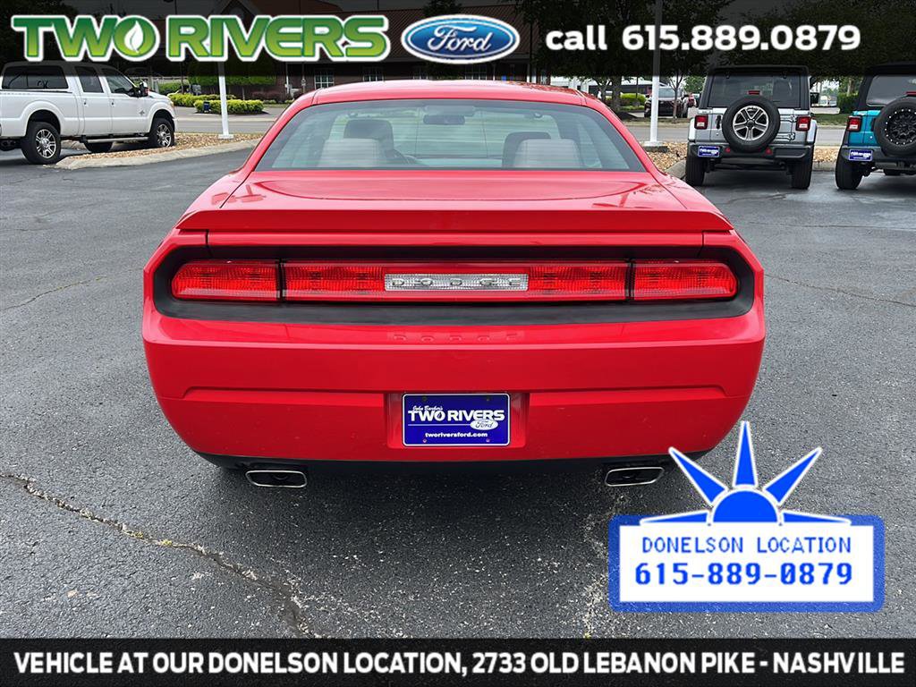 Used 2010 Dodge Challenger R/T RWD image 10
