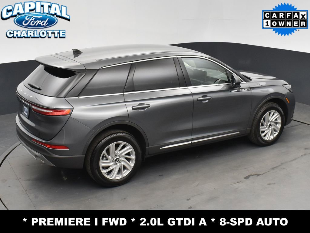 Used 2025 Lincoln Corsair FWD image 30