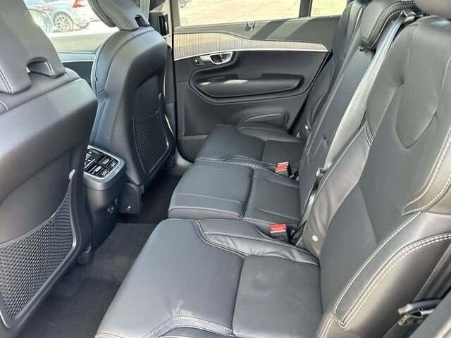 New 2024 Volvo XC90 B6 Ultimate w/ Protection Package Premier image 23