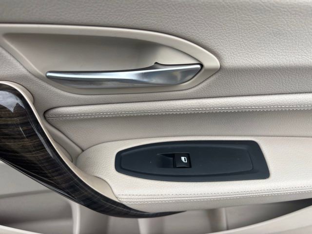 Used 2014 BMW 228i Coupe image 46