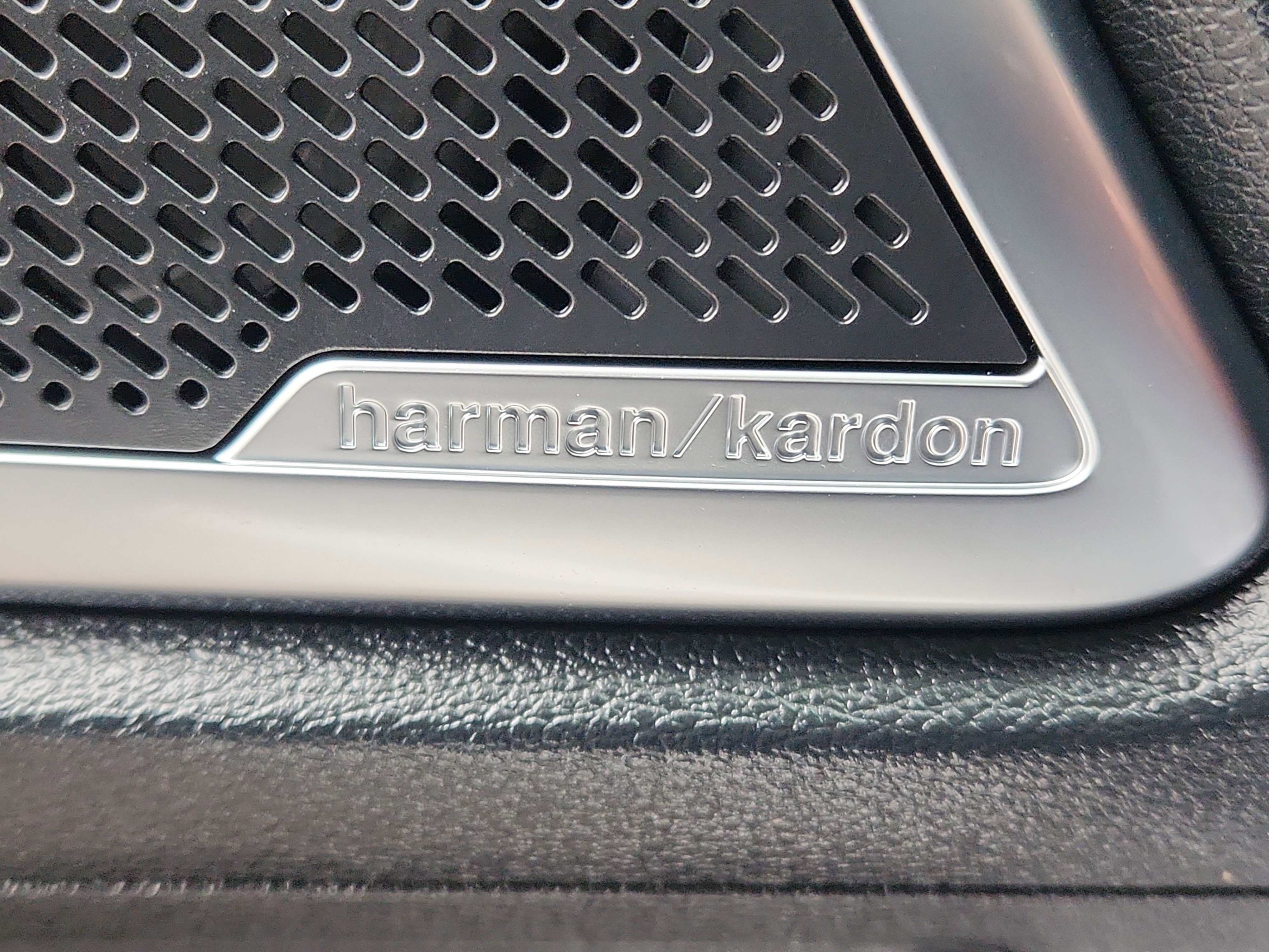 Used 2025 Kia Telluride SX Prestige X-Line image 24