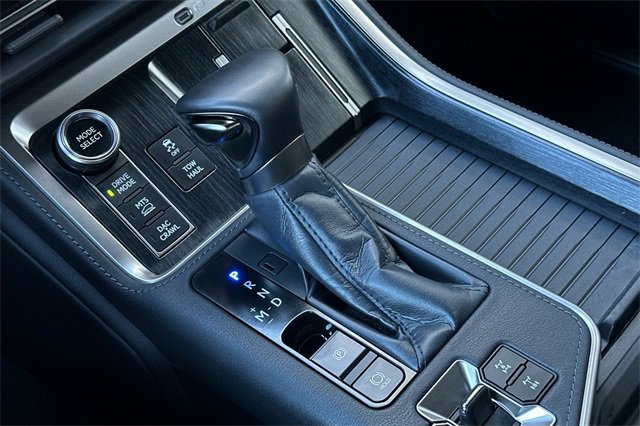 Used 2025 Lexus GX 550 image 23