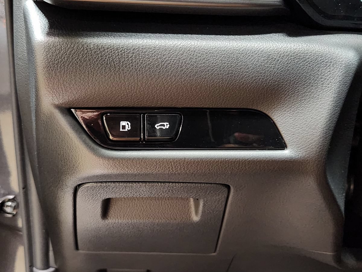 Used 2025 Lexus NX 250 FWD w/ Premium Package image 40