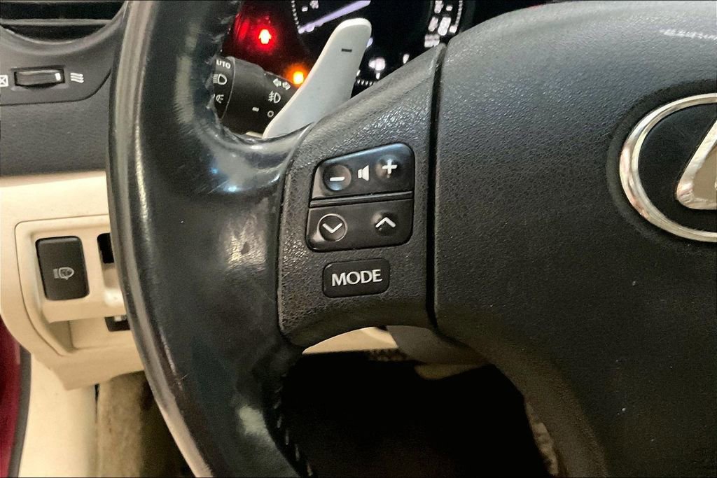 Used 2010 Lexus IS 250C RWD image 8