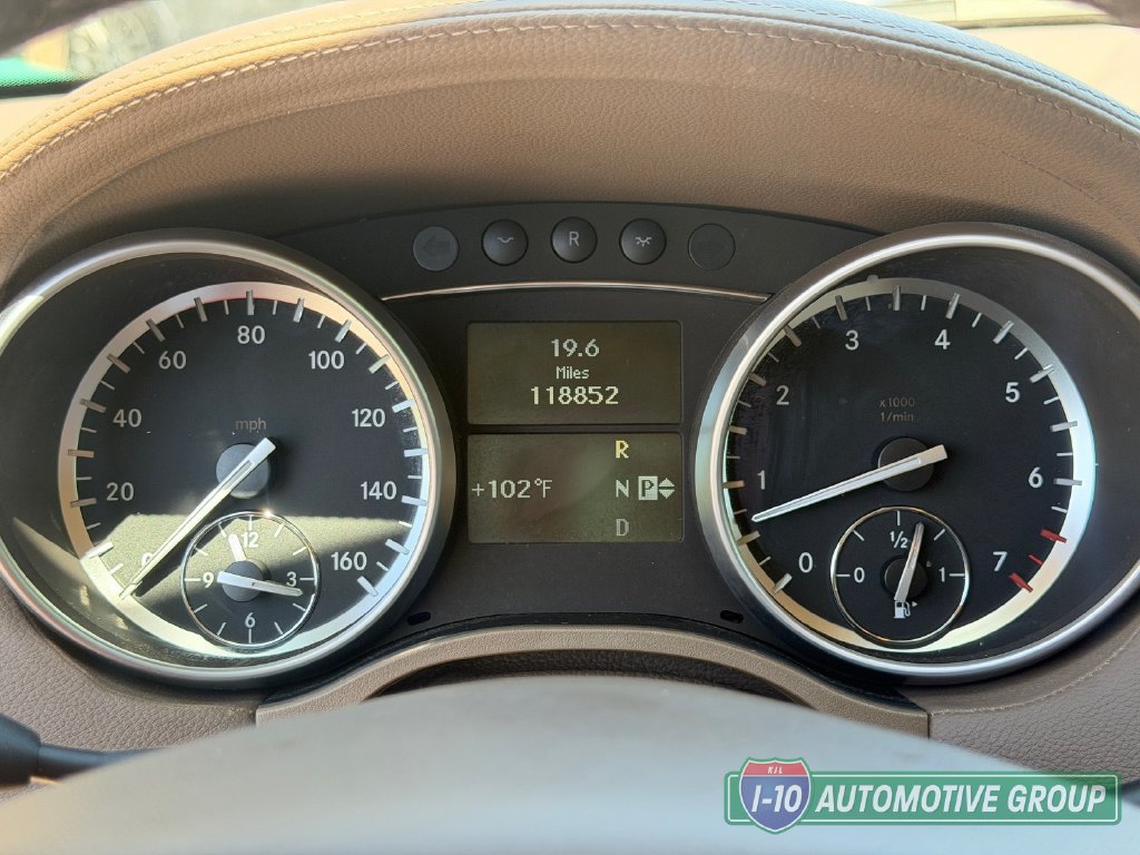 Used 2012 Mercedes-Benz GL 450 4MATIC image 28