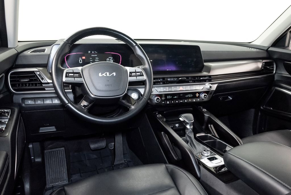 Used 2025 Kia Telluride S AWD/4WD image 7