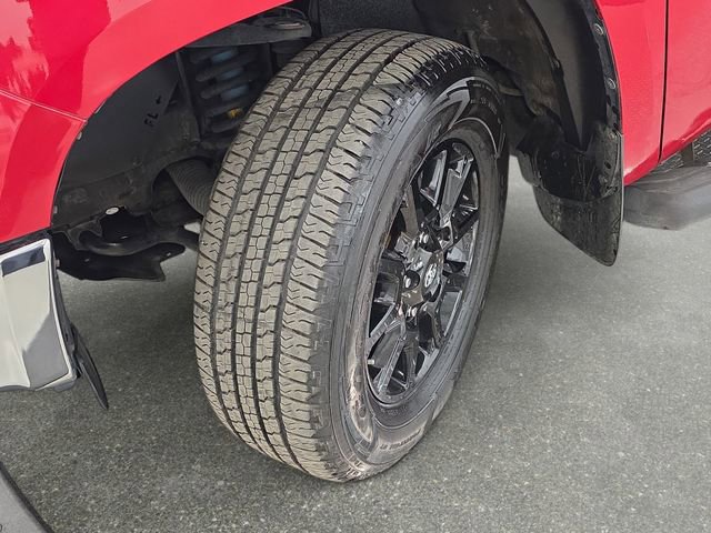 Used 2016 Toyota Tundra SR5 w/ TRD Off Road Package image 29