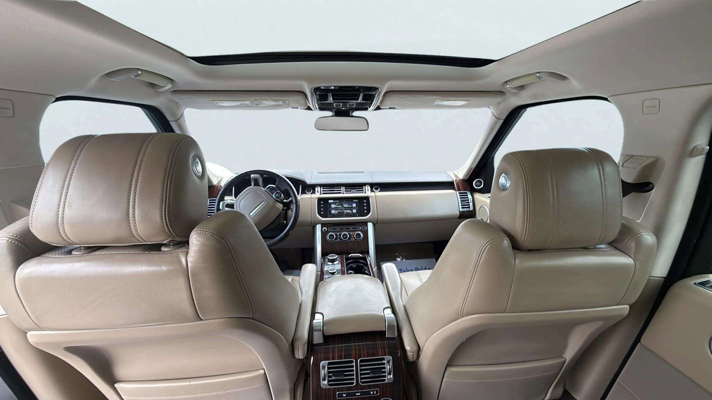 Used 2016 Land Rover Range Rover HSE image 12