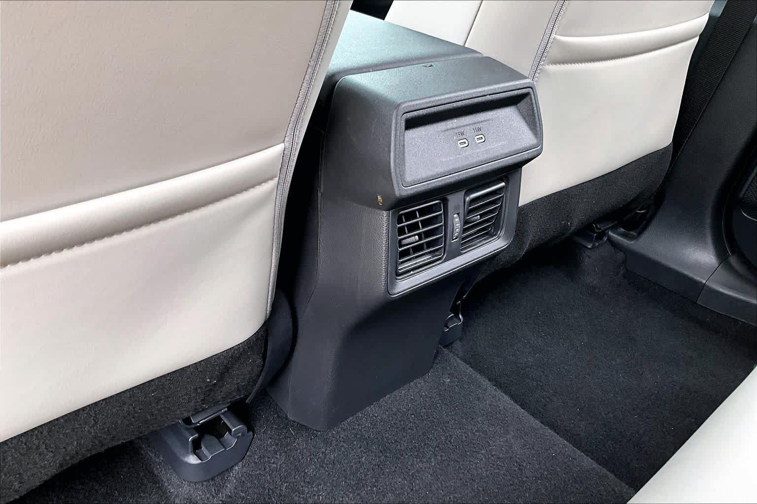 Used 2026 Toyota RAV4 XLE Premium FWD image 33