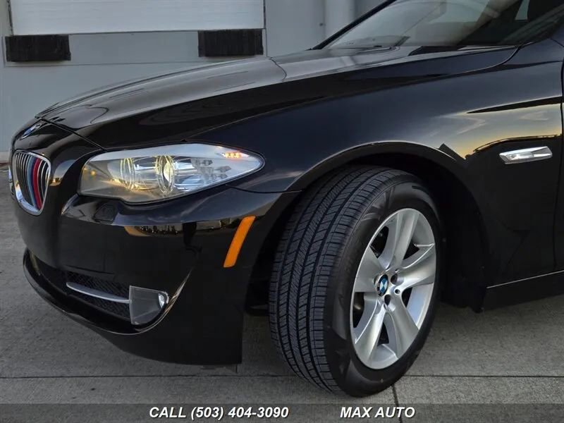 Used 2013 BMW 528i Sedan image 38