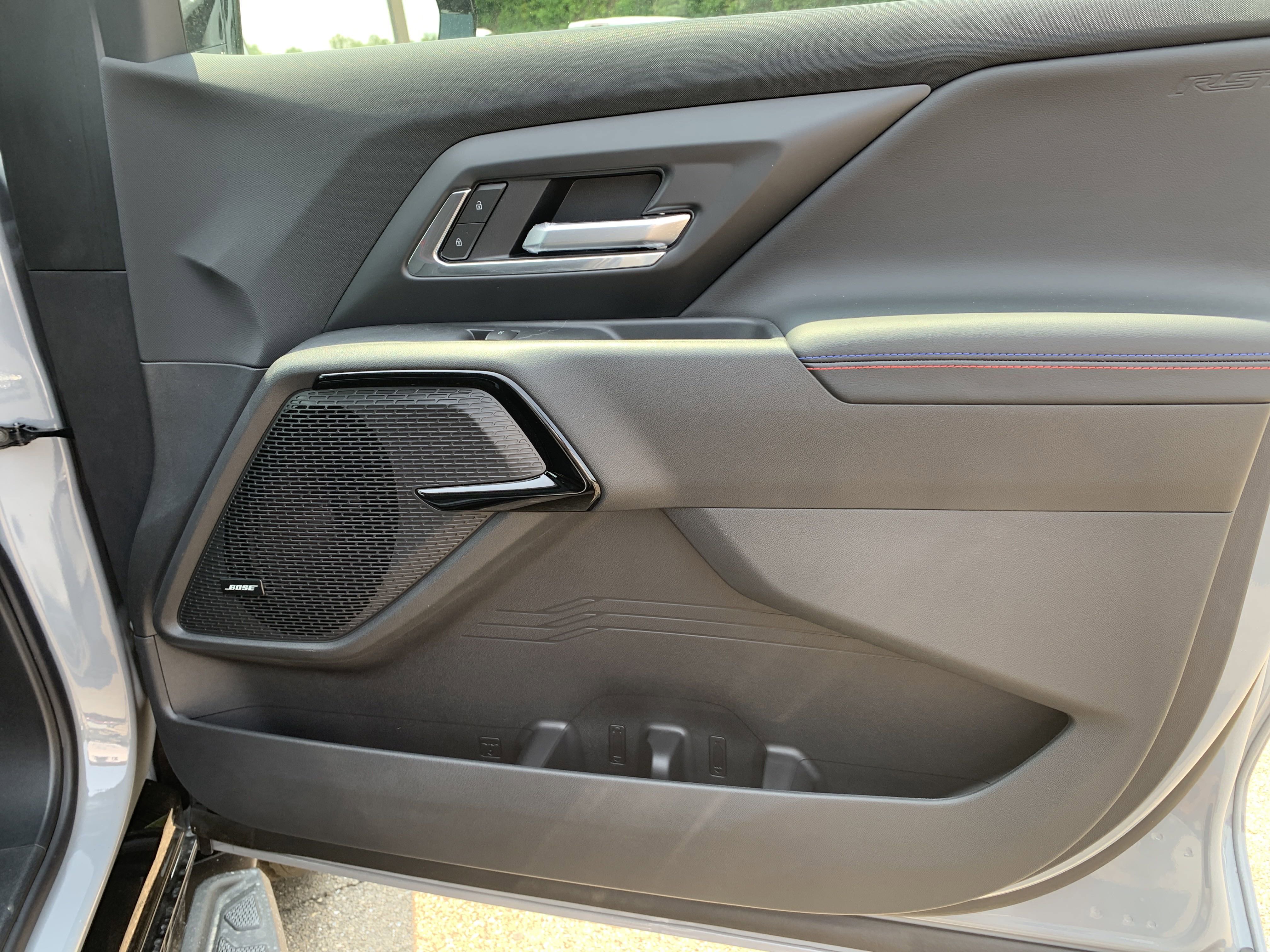 New 2025 Chevrolet Silverado EV RST image 25