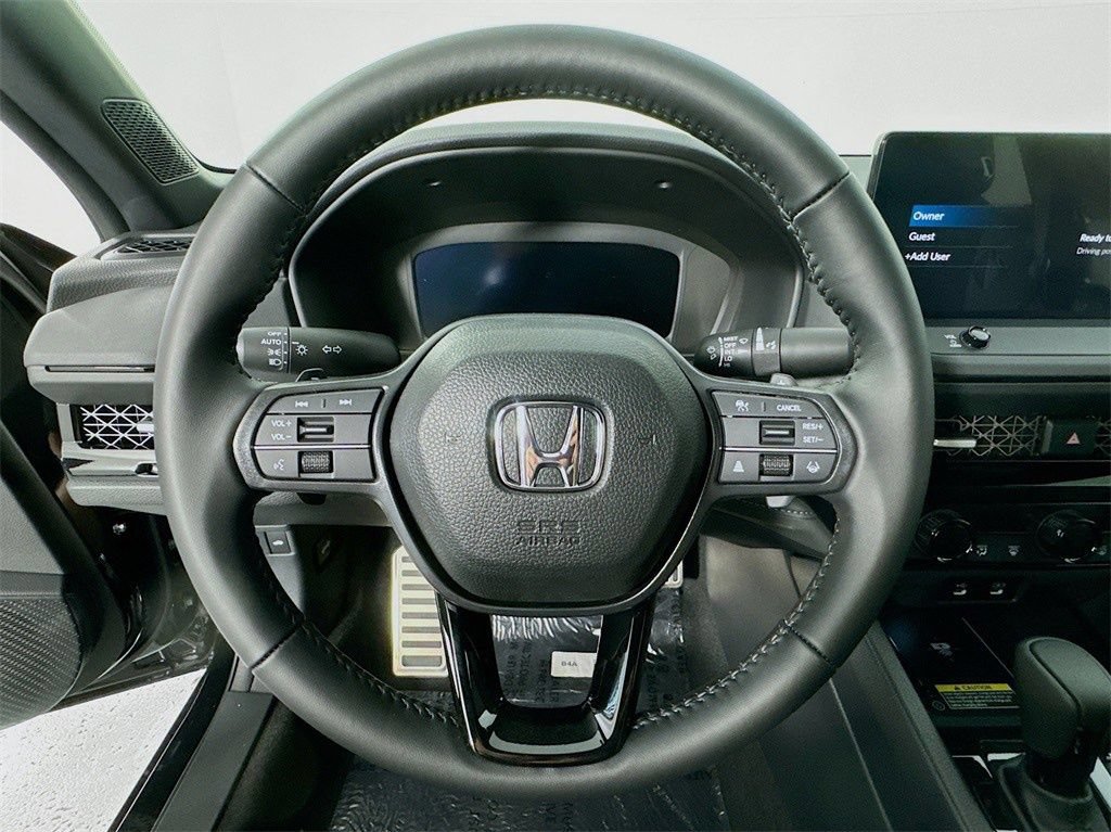 Used 2025 Honda Accord Sport image 19