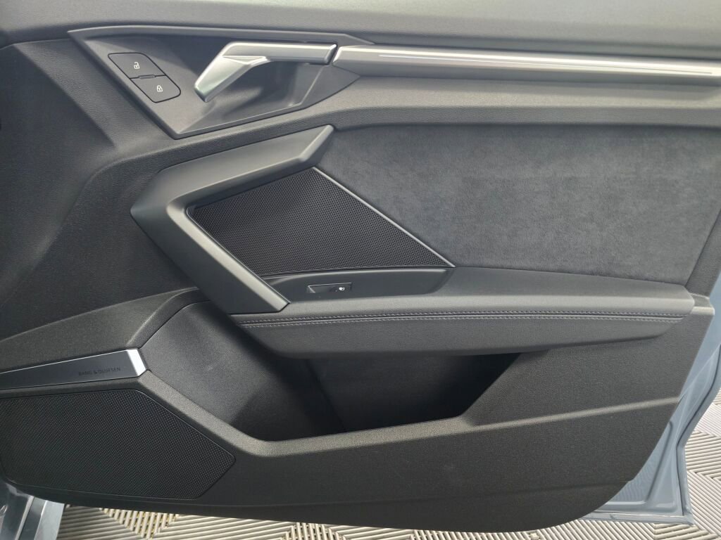 Used 2024 Audi RS 3 image 23