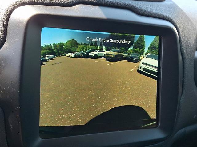 Certified 2023 Jeep Renegade Latitude AWD/4WD image 30