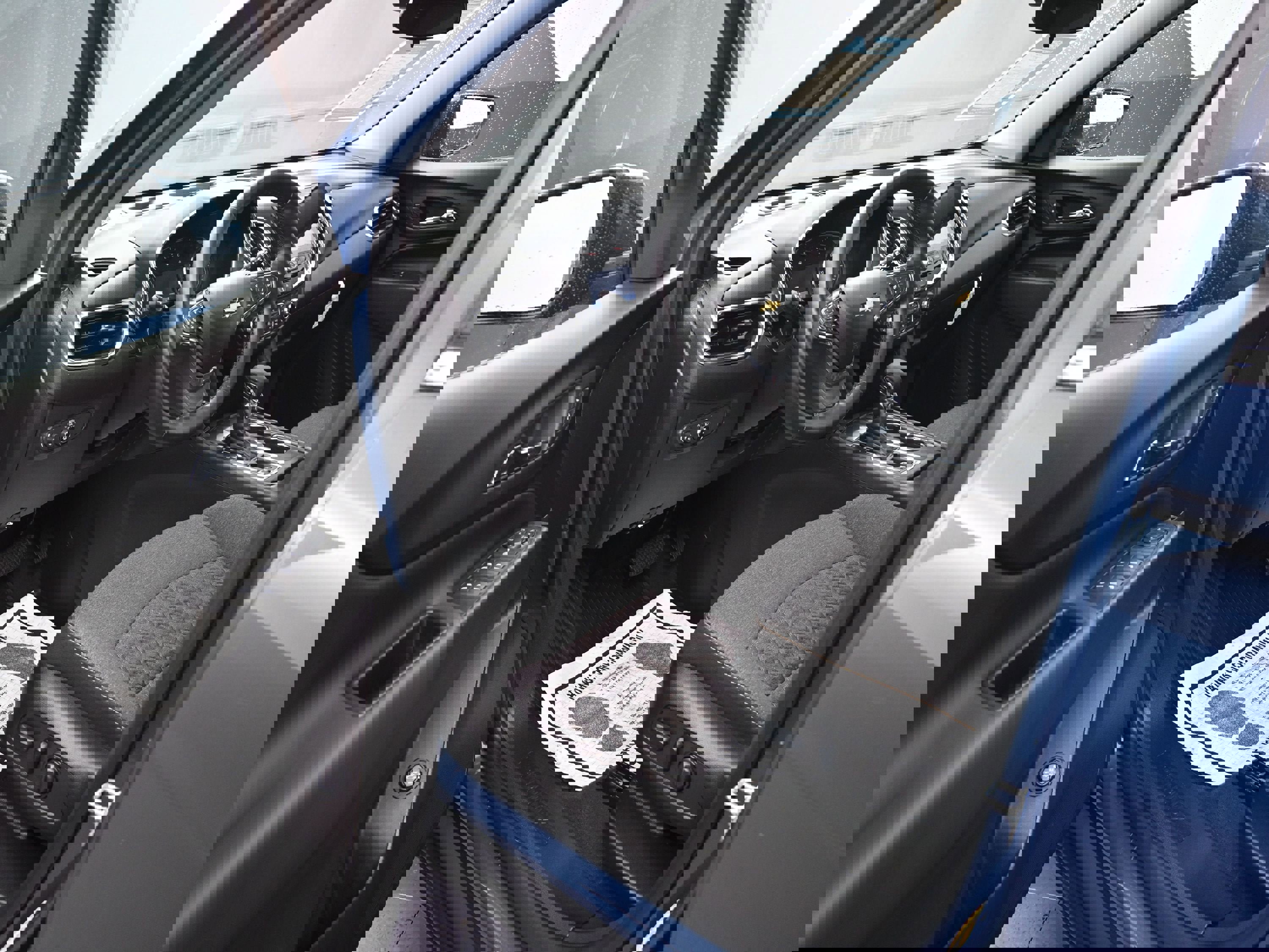 Used 2024 Chevrolet Equinox LT image 9