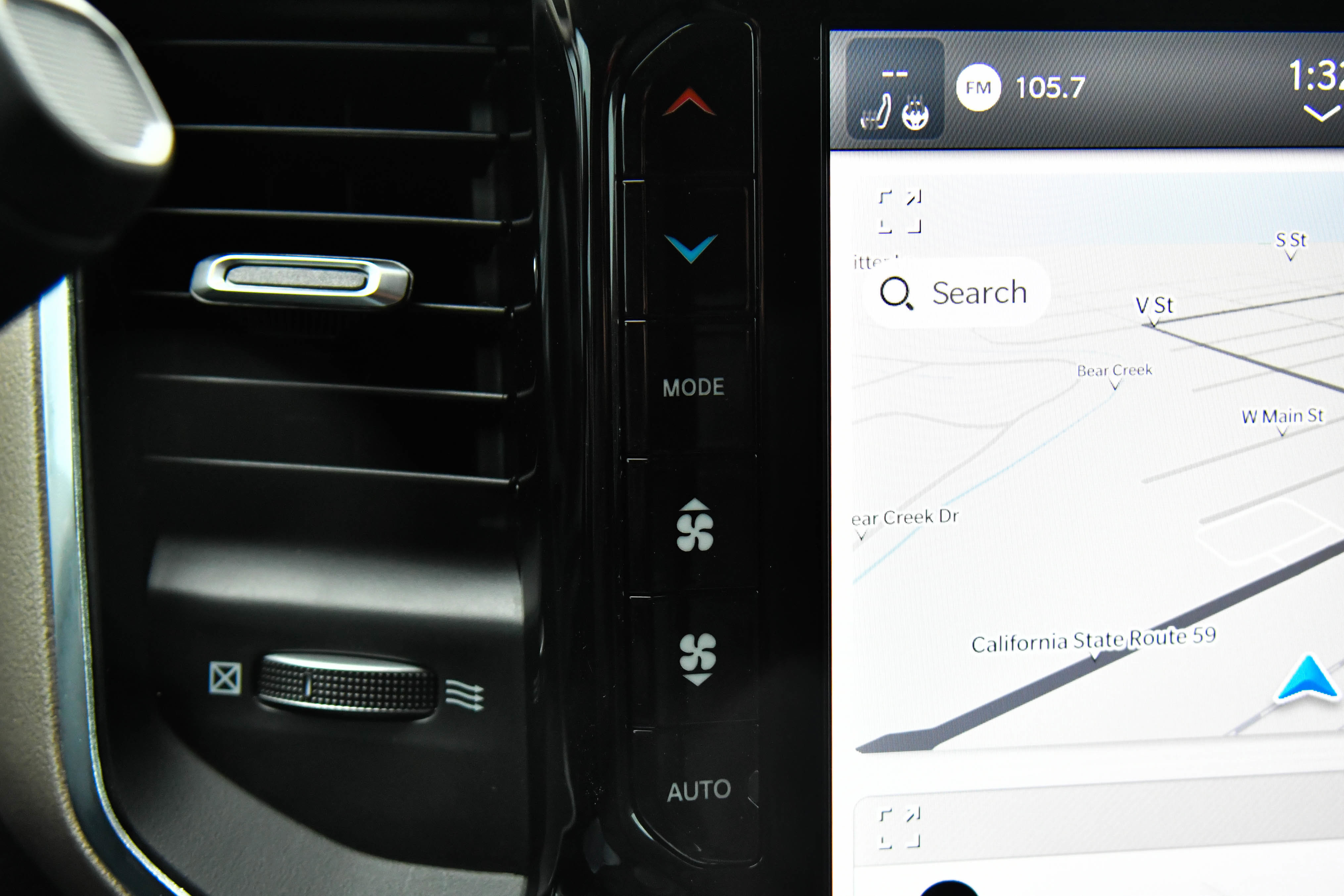 Used 2024 RAM 2500 Laramie image 29