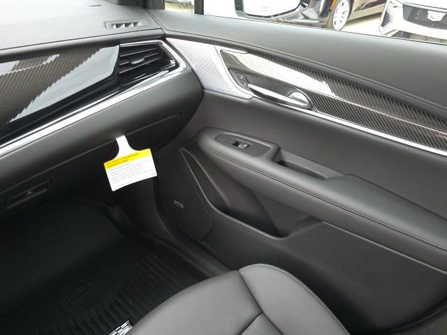 New 2025 Cadillac XT6 Sport w/ Technology Package AWD/4WD image 22