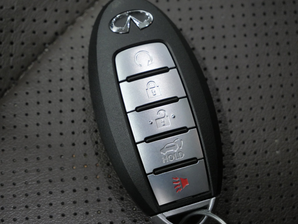 Used 2022 INFINITI QX80 Premium Select w/ Cargo Package AWD/4WD image 33