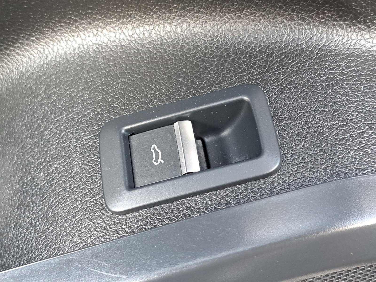 Used 2022 Audi Q5 2.0T Premium Plus image 31