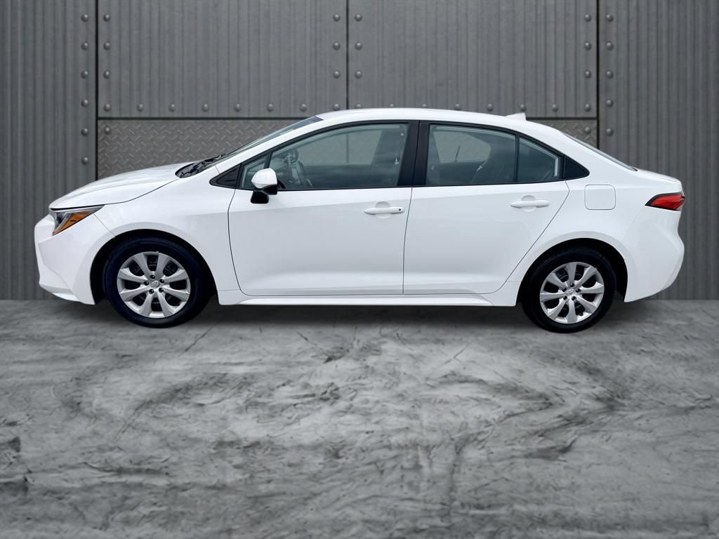 Used 2023 Toyota Corolla LE FWD image 6