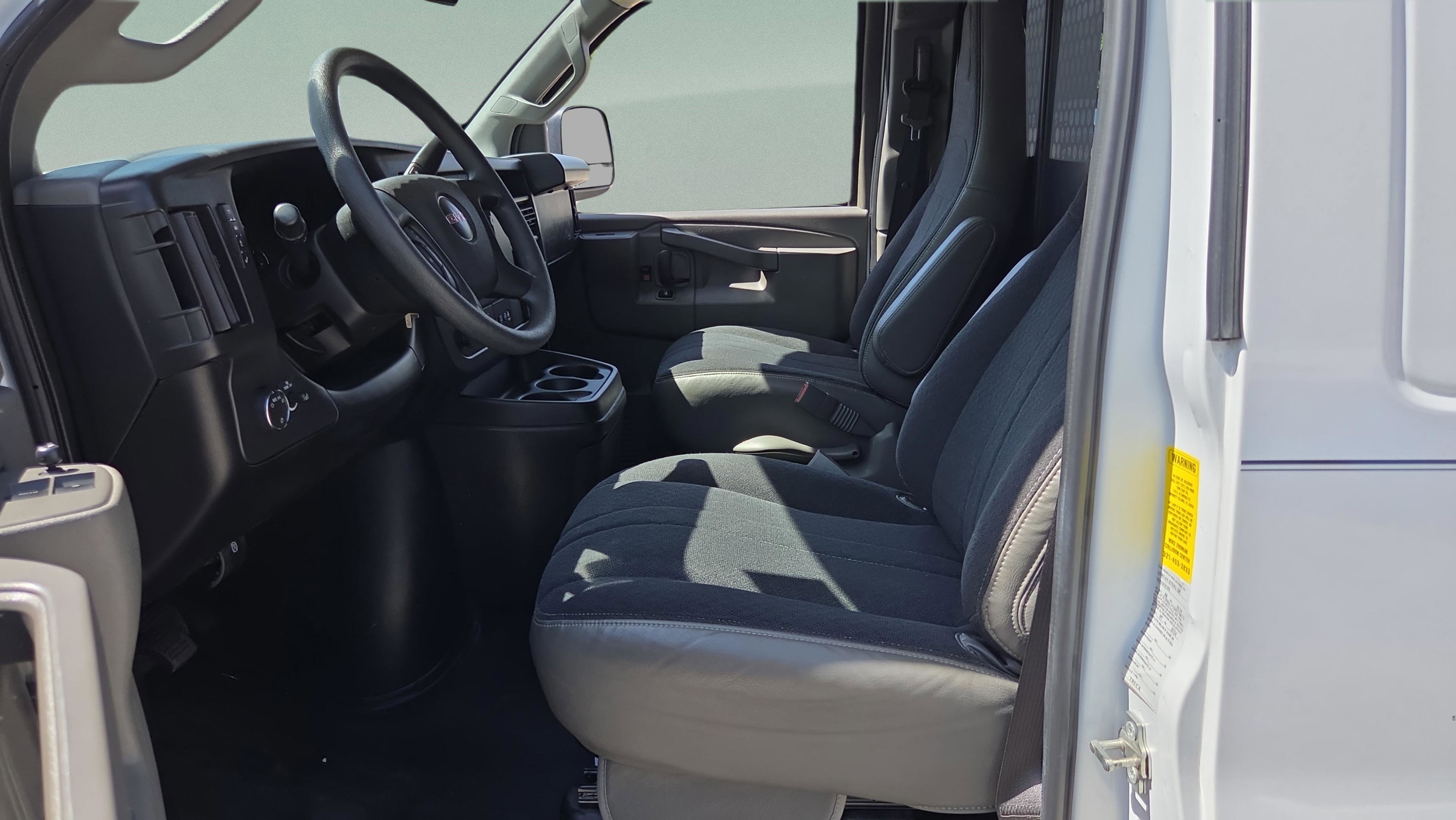 Used 2024 GMC Savana 2500 w/ Driver Convenience Package RWD image 9