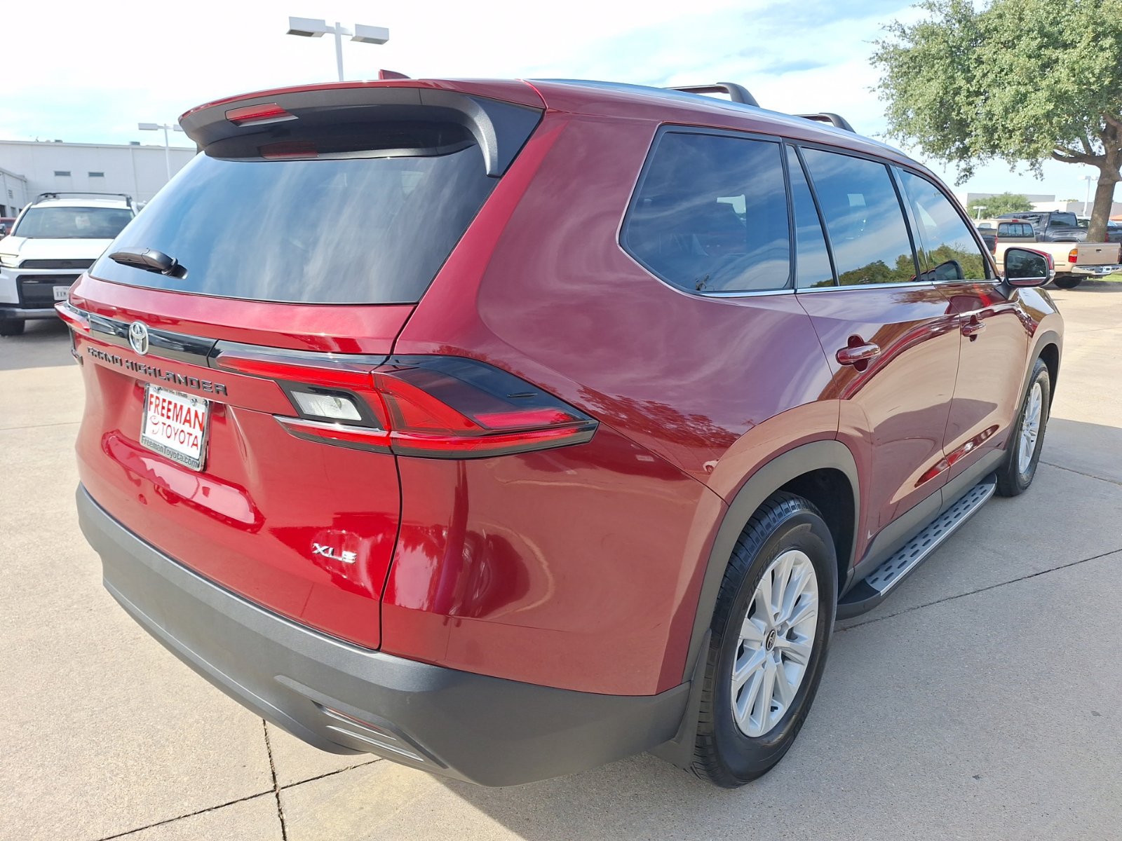 Used 2026 Toyota Grand Highlander FWD image 6