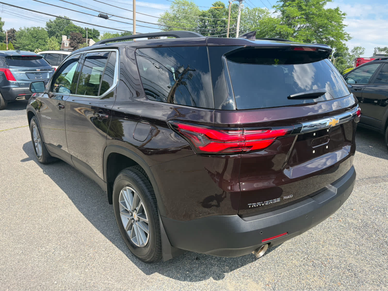 Used 2023 Chevrolet Traverse LT AWD/4WD image 9