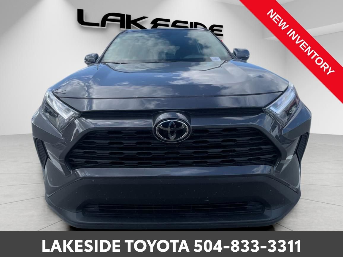 Used 2025 Toyota RAV4 XLE image 10