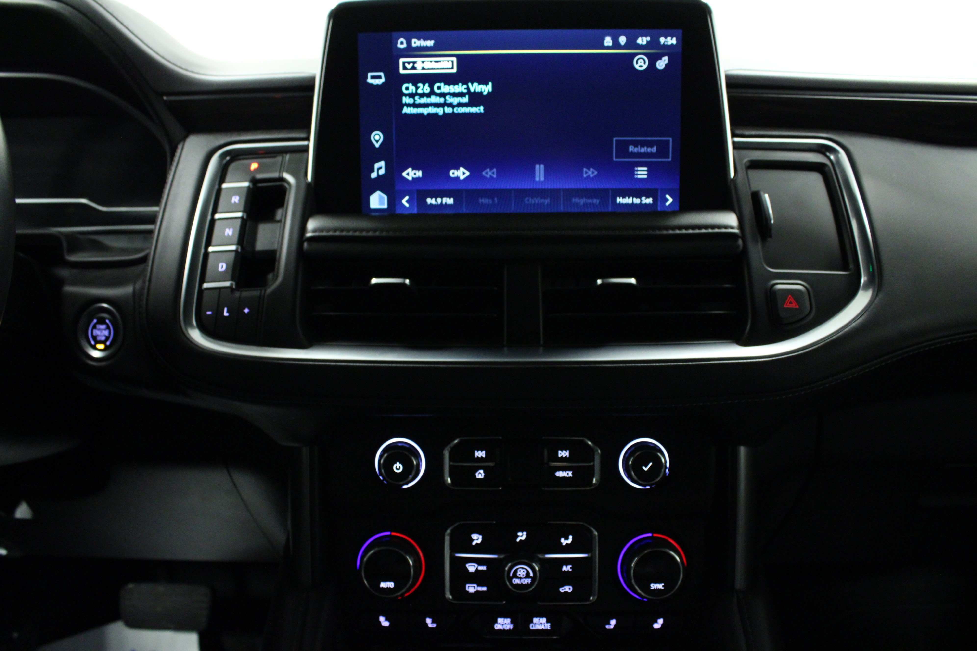 Used 2023 Chevrolet Suburban Z71 AWD/4WD image 23