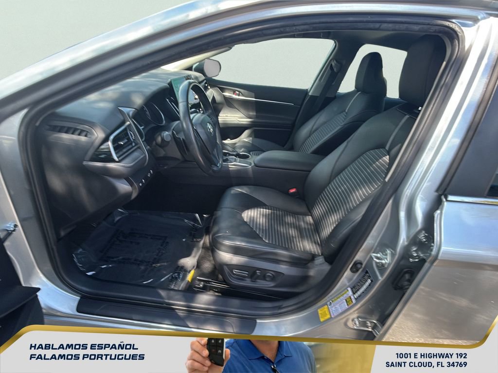 Used 2023 Toyota Camry SE FWD image 12