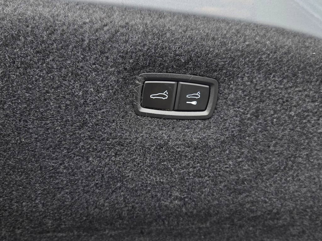 Used 2023 Porsche Taycan w/ Premium Package image 38