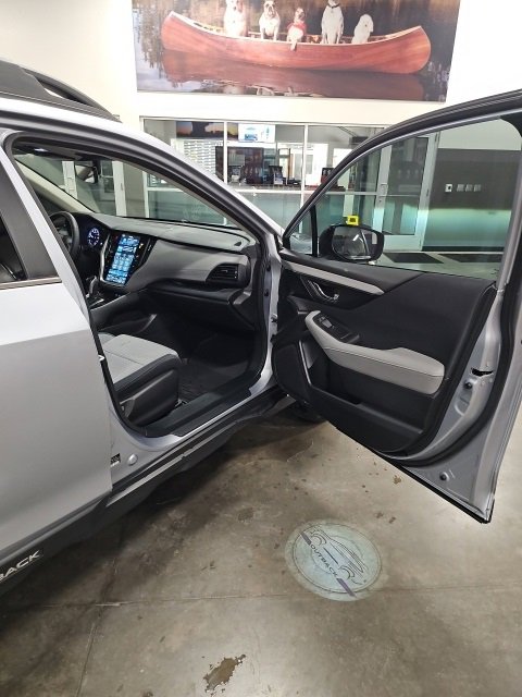 Certified 2025 Subaru Outback Premium w/ Popular Package #1A image 43