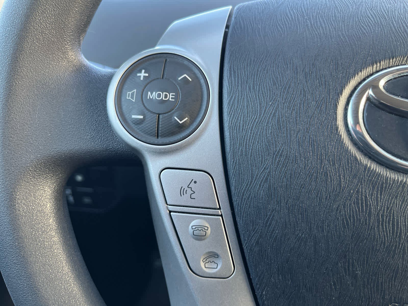 Used 2013 Toyota Prius Prime Plug-In Hybrid image 32