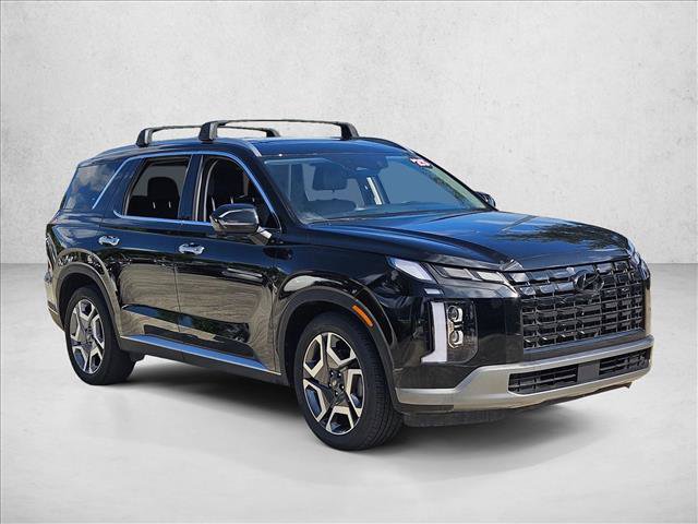 Used 2025 Hyundai Palisade SEL FWD image 3