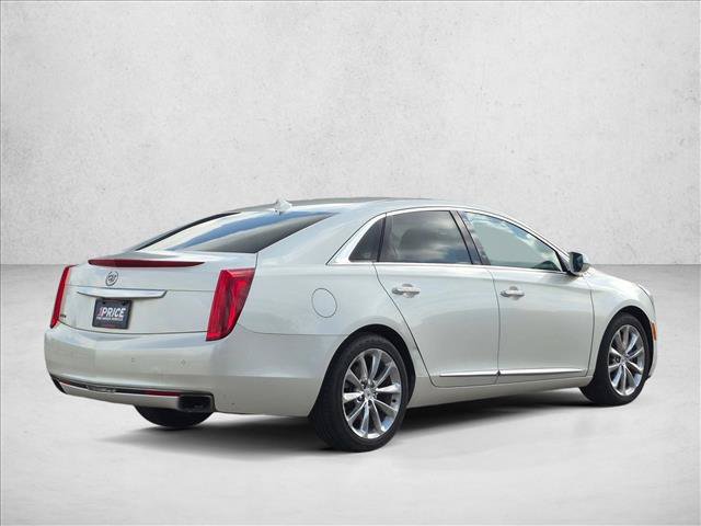 Used 2013 Cadillac XTS Luxury w/ Driver Awareness Package FWD image 5